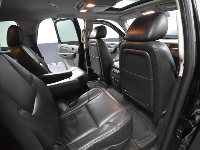 2012 Gmc Yukon Denali photo 39
