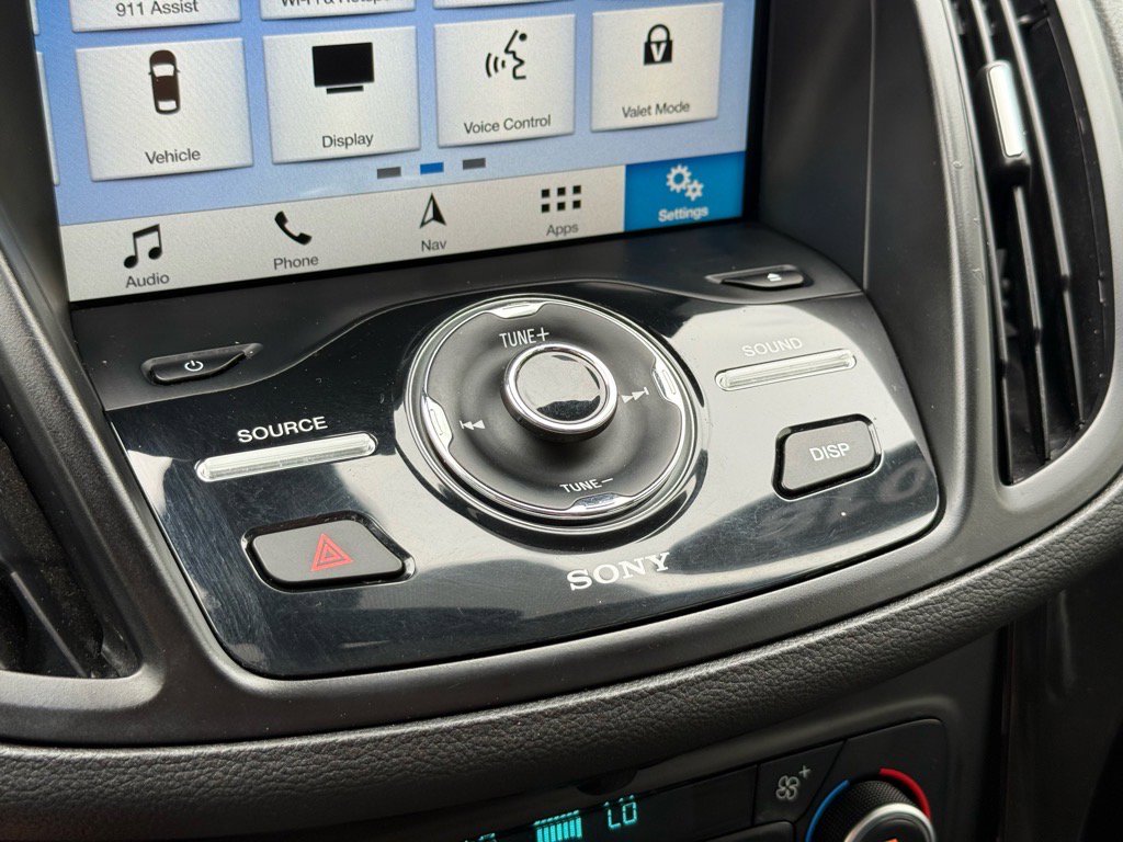 2018 Ford Escape Titanium photo 22