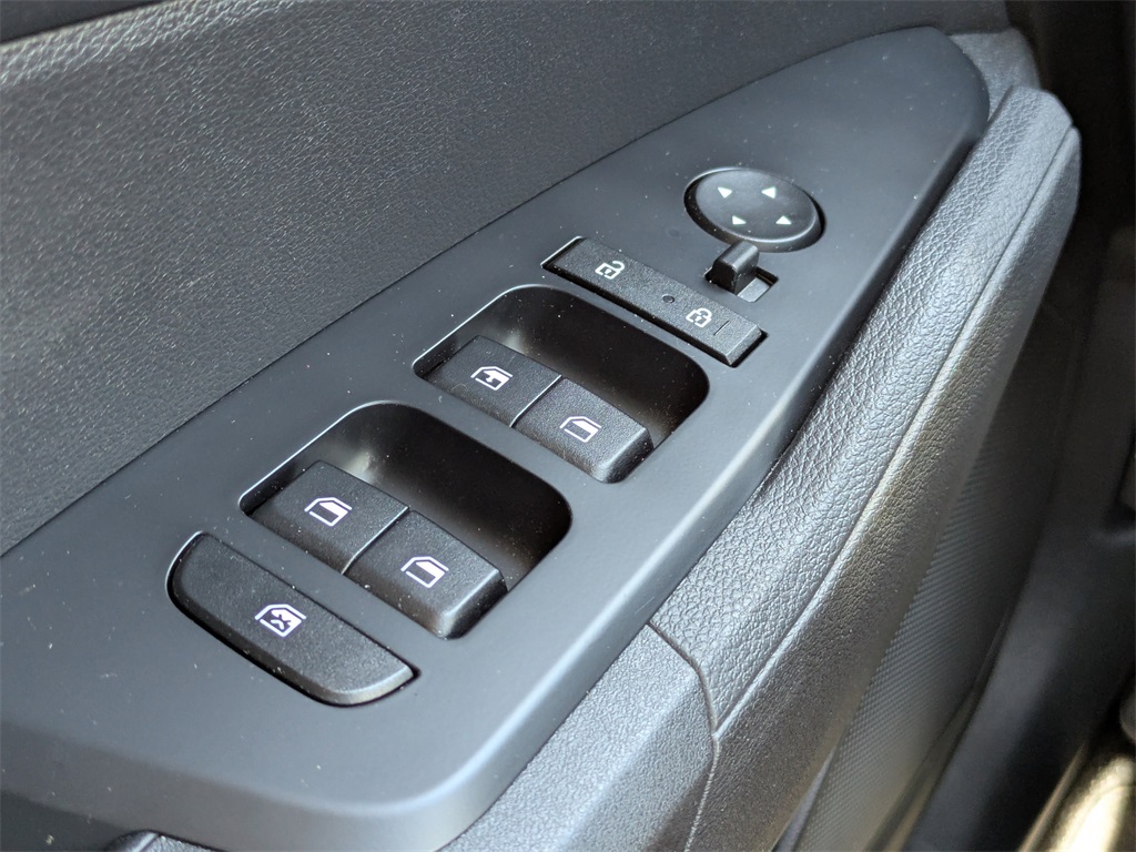 2025 Kia Sportage Hybrid LX photo 17