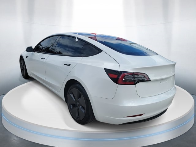 2021 Tesla Model 3 Standard Range Plus photo 3