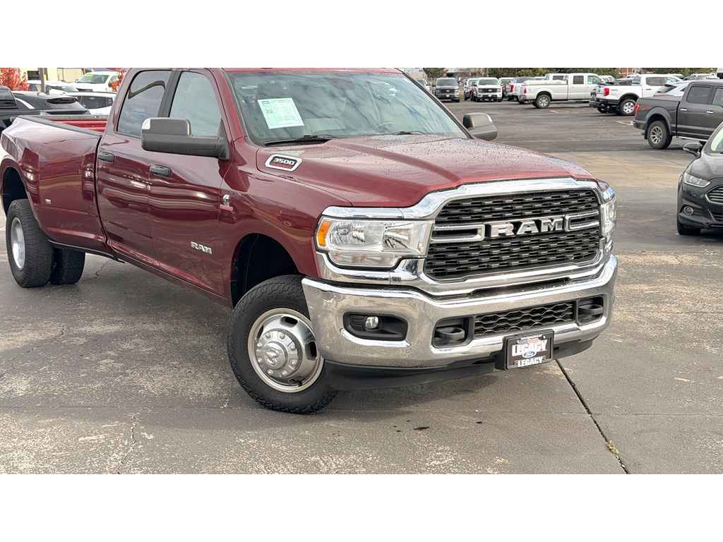 2022 Ram 3500 Big Horn Lone Star photo 2