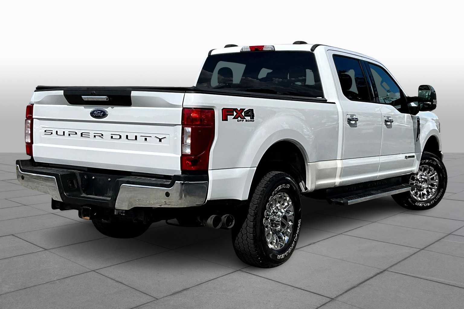 2020 Ford F-250 XLT photo 12