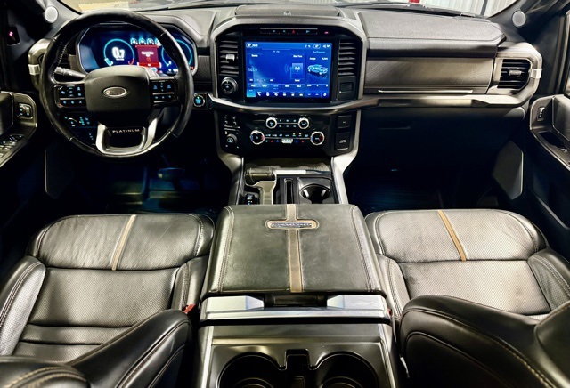 2022 Ford F-150 Platinum photo 13