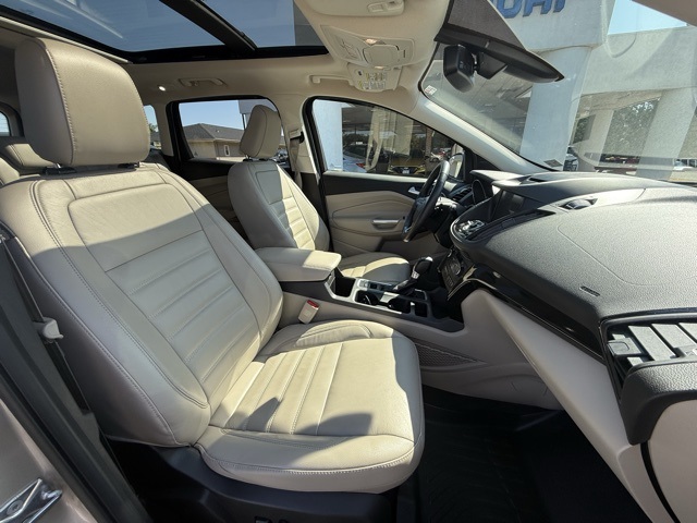 2018 Ford Escape Titanium photo 18