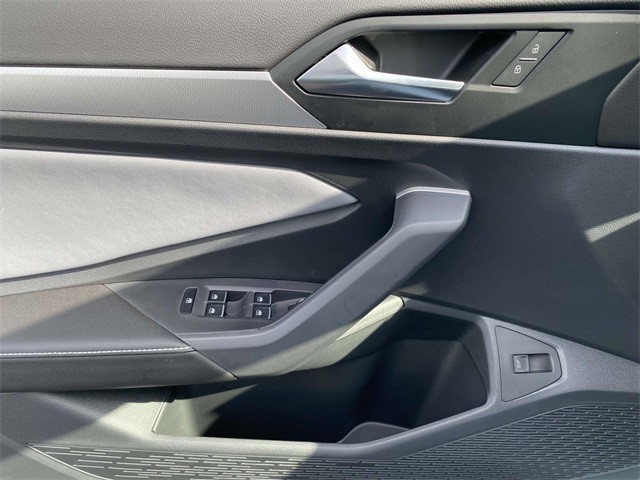 2025 Volkswagen Jetta 1.5T SE photo 10
