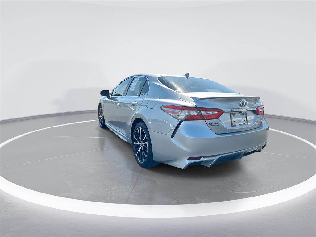 2019 Toyota Camry L photo 6