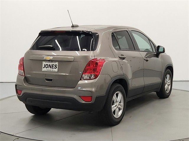2022 Chevrolet Trax LS photo 6