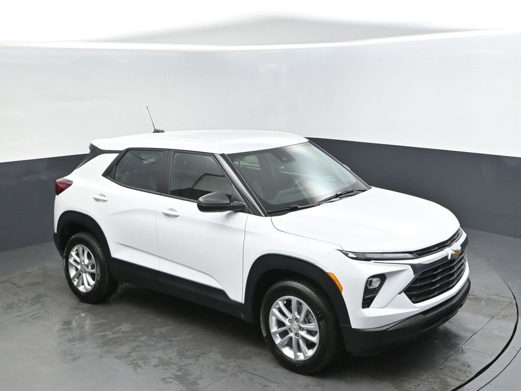 2026 Chevrolet Trailblazer LS's photo