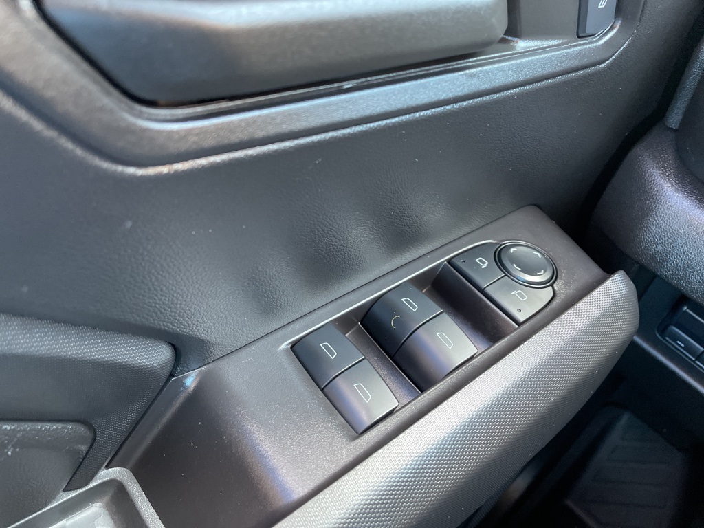 2024 Chevrolet Colorado Work Truck photo 13