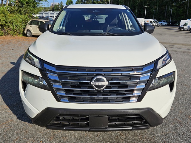 2024 Nissan Rogue S photo 2
