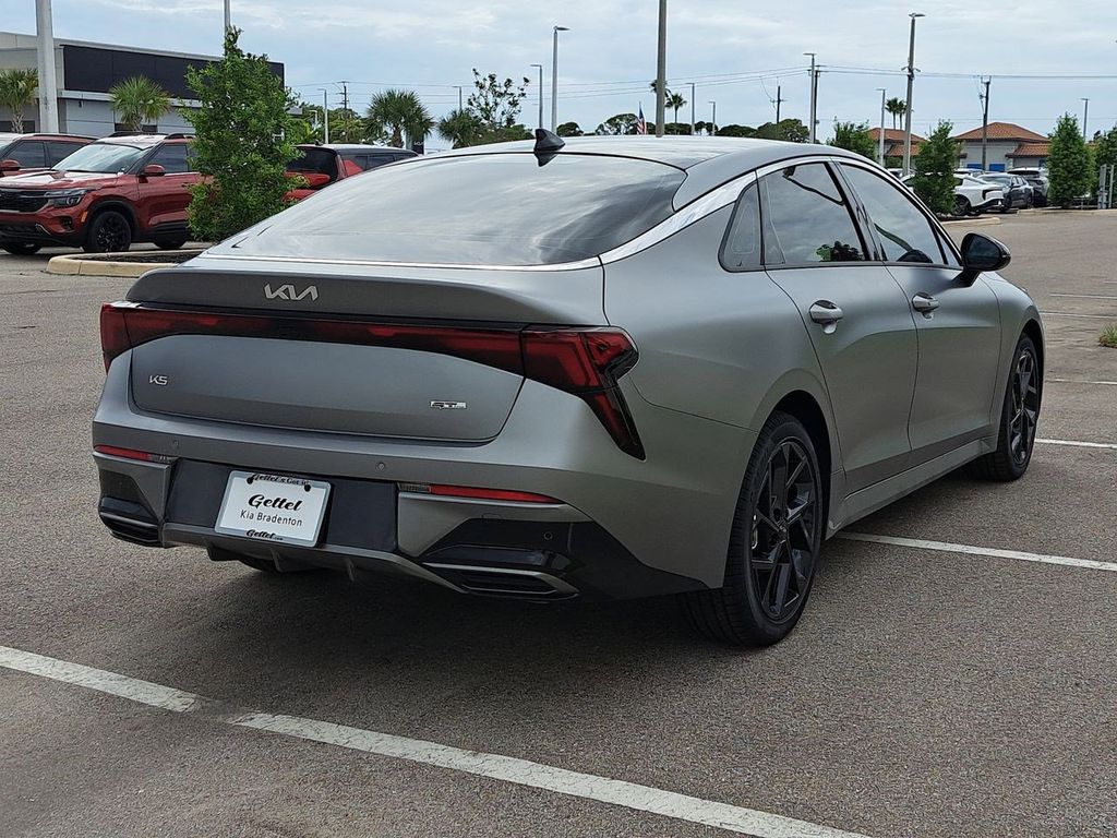 2026 Kia K5 GT-Line photo 5