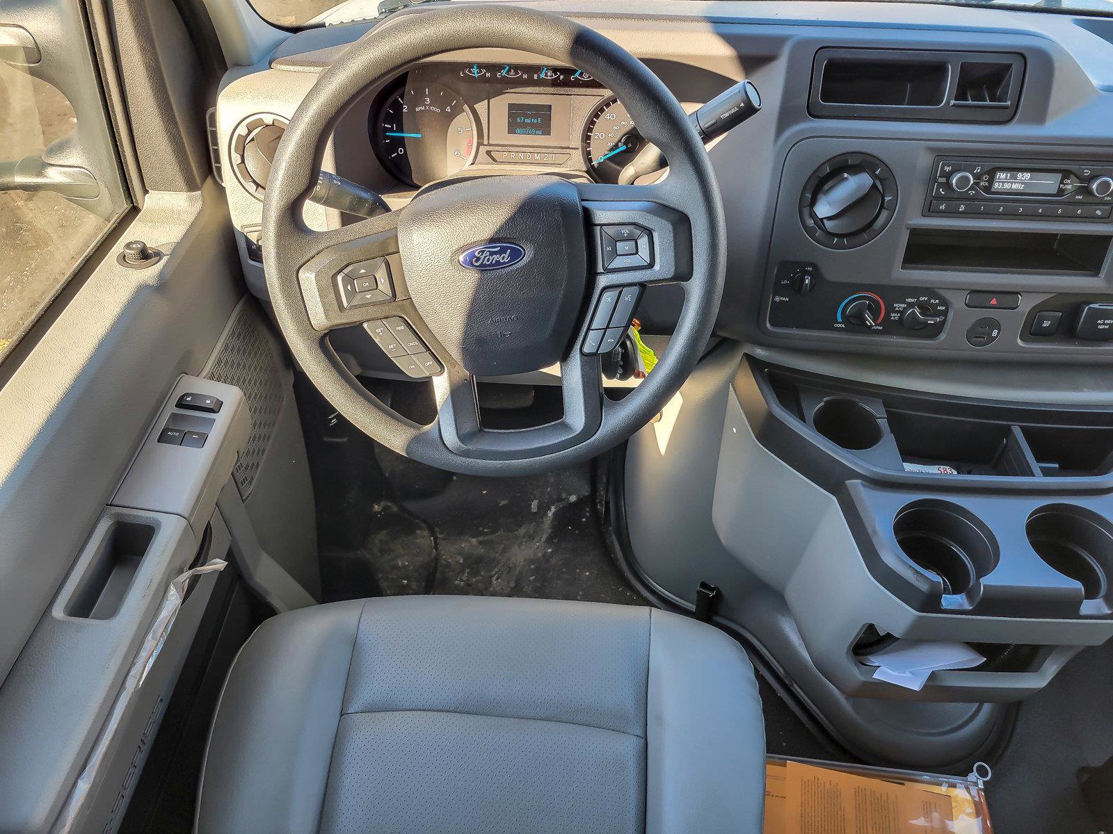 2025 FORD E-350 - Image 12