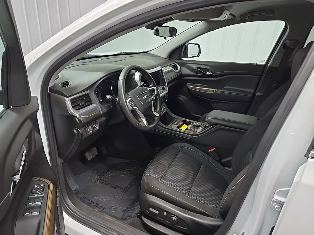 2022 Gmc Acadia SLE photo 28