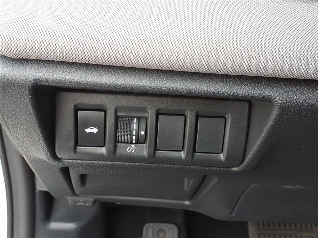 2025 SUBARU LEGACY - Image 19