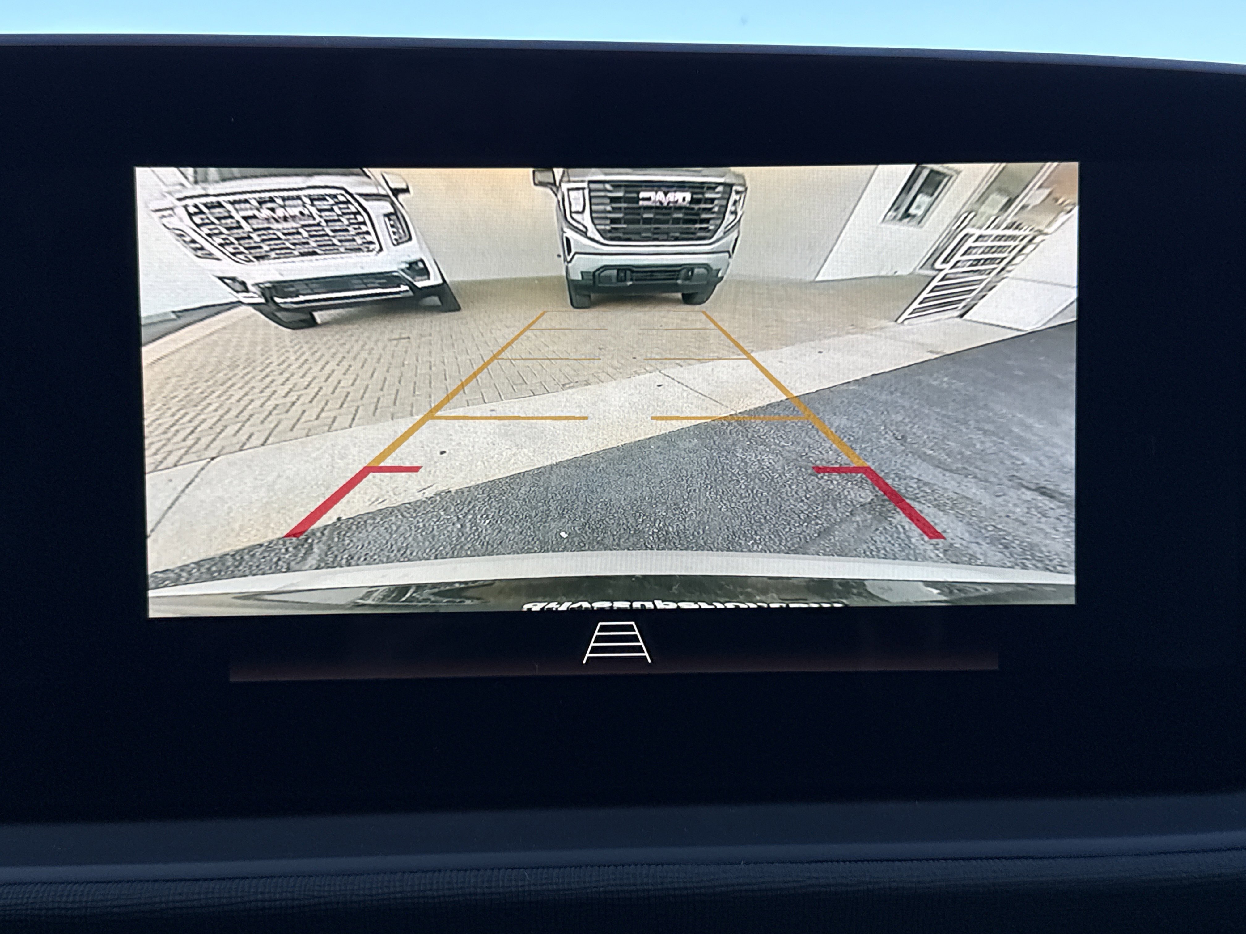 2025 Buick Envista ST photo 2