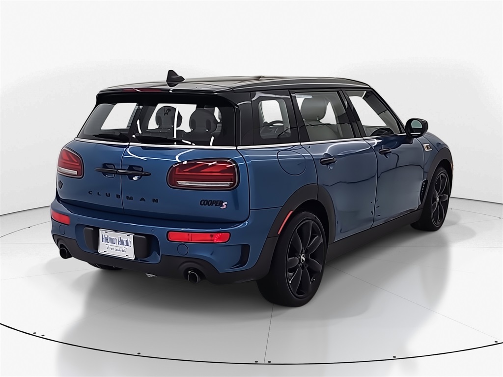 2022 Mini Cooper S Iconic photo 5
