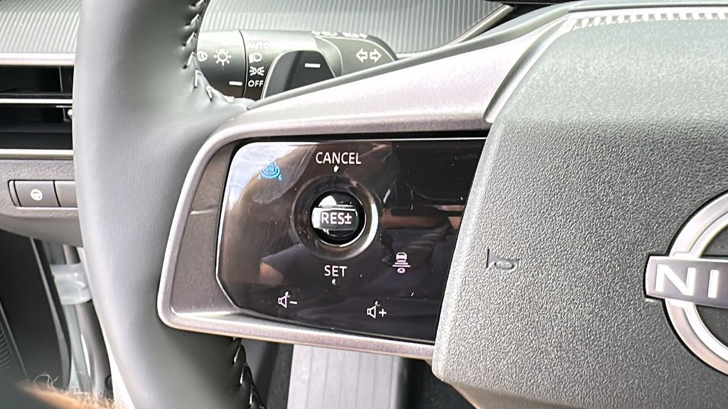2025 Nissan Murano SV photo 37