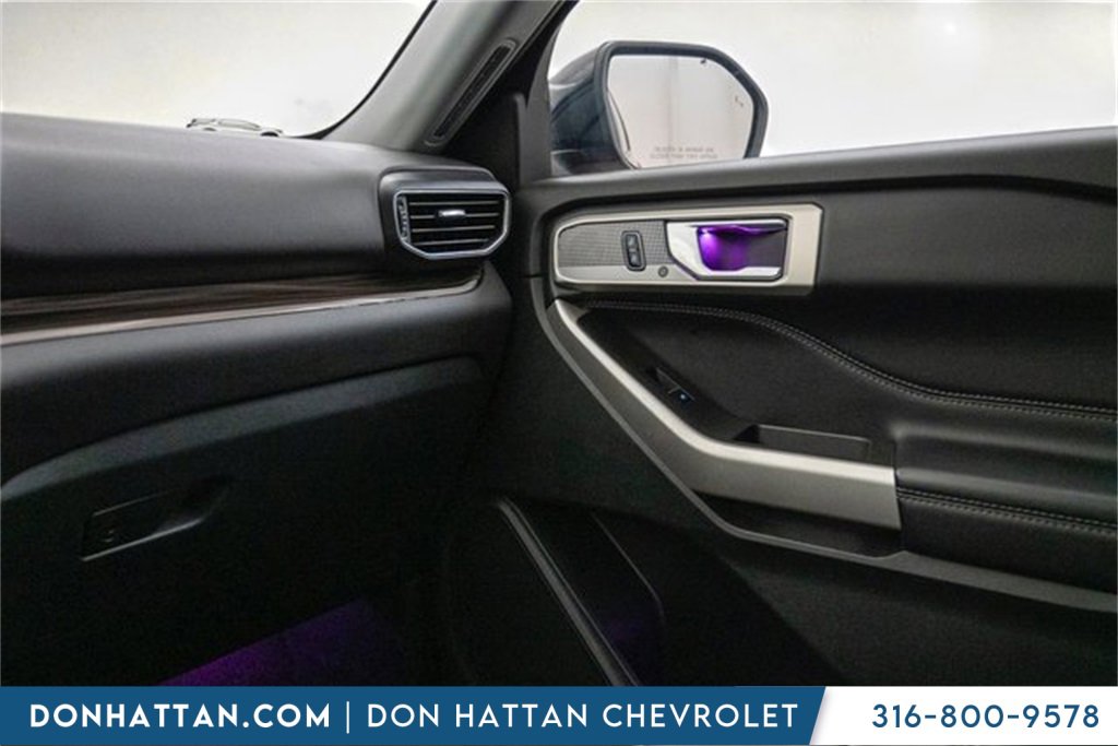 2023 Ford Explorer Limited photo 13