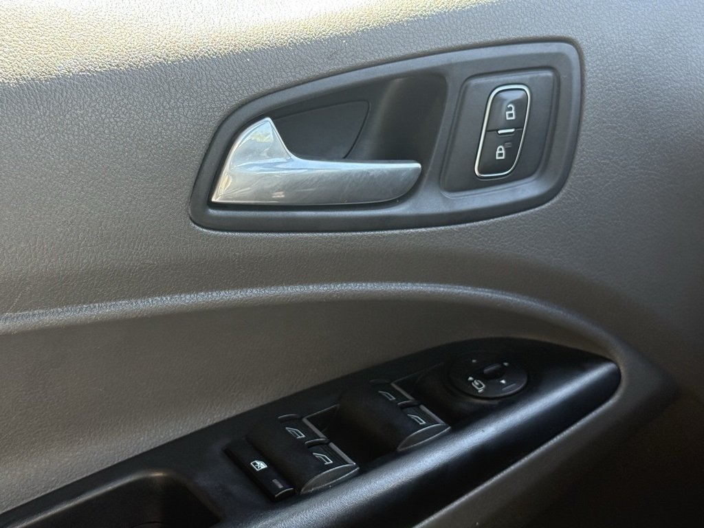2020 Ford Transit Connect XLT photo 17