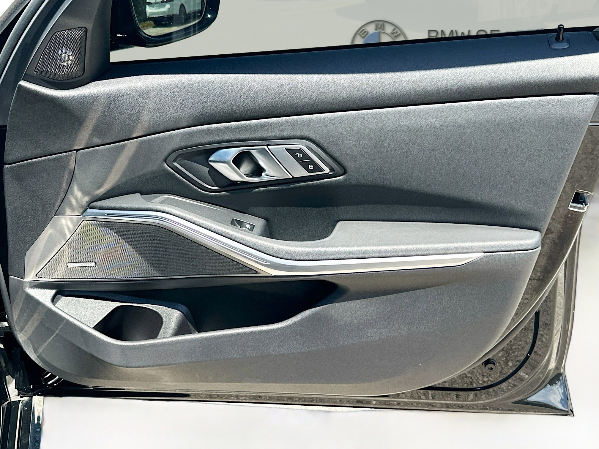 2023 Bmw 330i photo 35