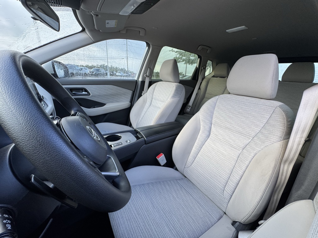2023 Nissan Rogue SV photo 8