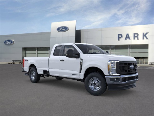 2025 Ford F-350 photo 7
