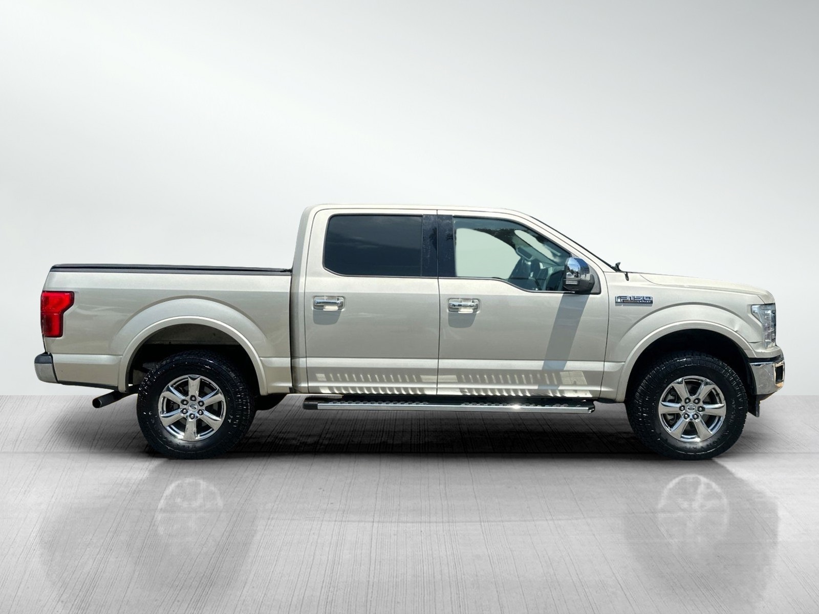 2018 Ford F-150 Lariat photo 3