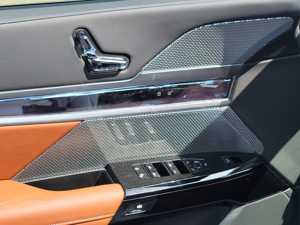 2025 Bmw 760i 760i xDrive photo 17