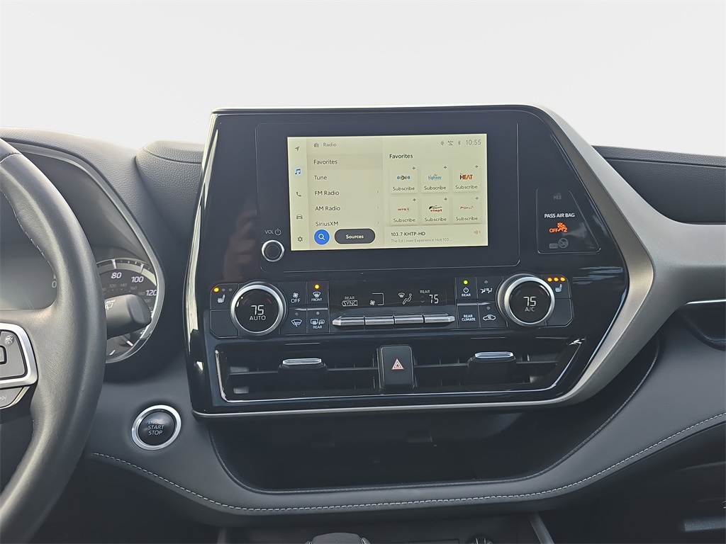 2024 Toyota Highlander XLE photo 20