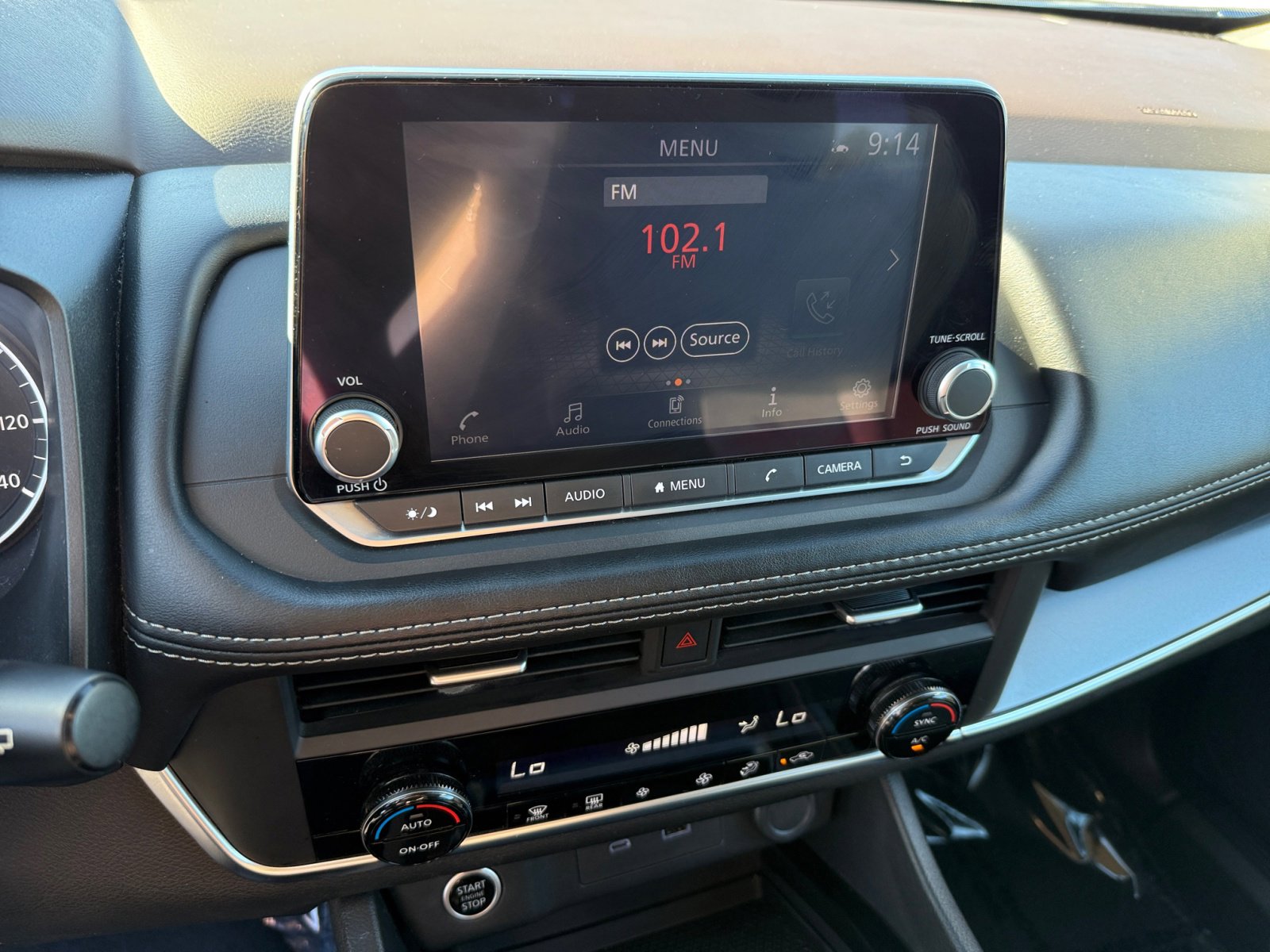 2023 Nissan Rogue SV photo 11