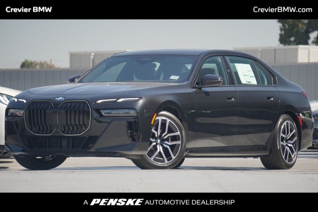 2025|BMW|i7|xDrive60|4D Sedan