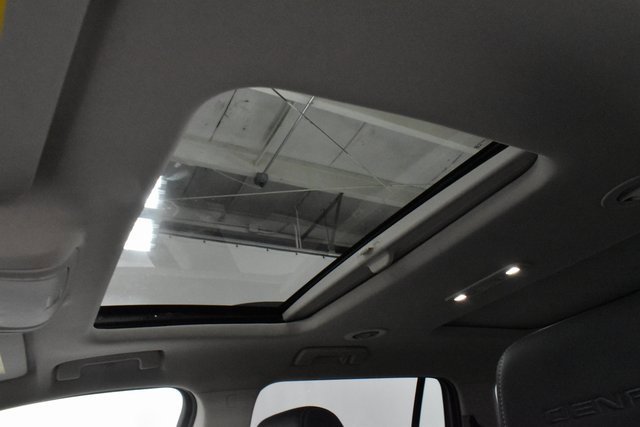 2023 Gmc Acadia Denali photo 19
