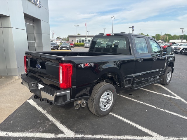2025 Ford F-350 XL photo 6