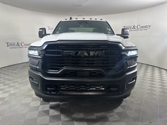2025 Ram 3500 Tradesman photo 2