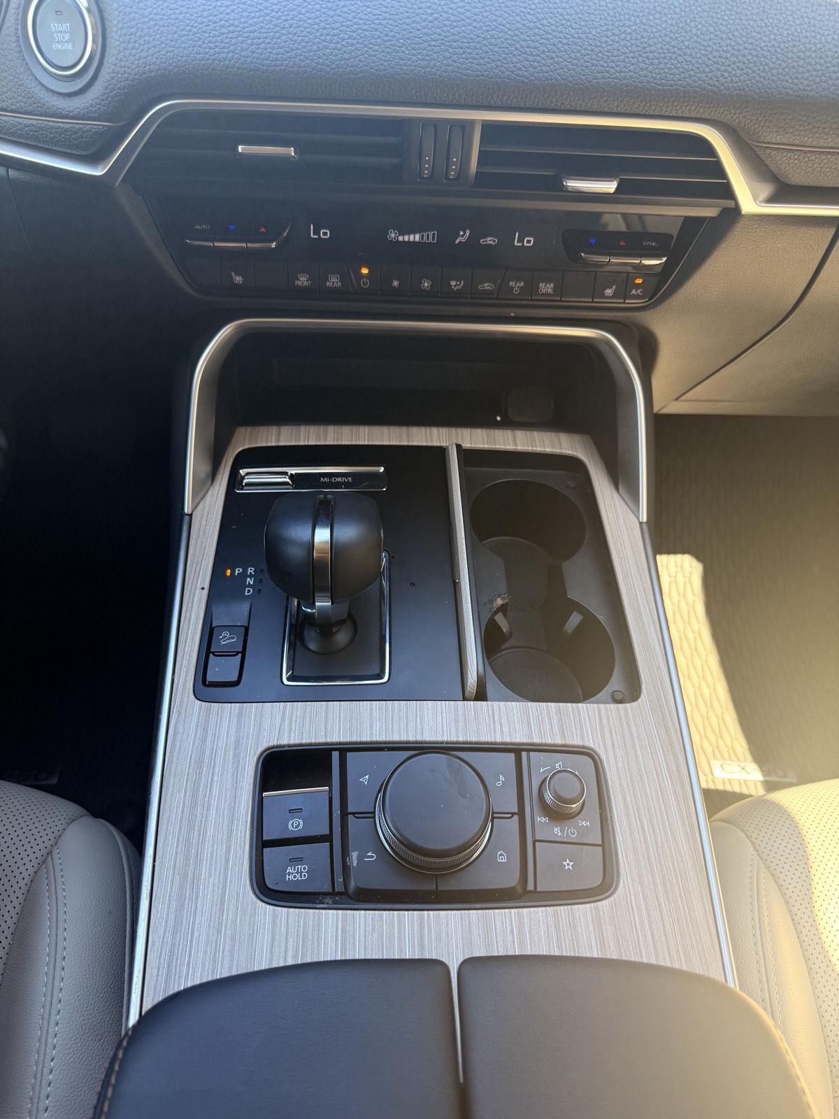 2025 Mazda CX-90 Preferred photo 18