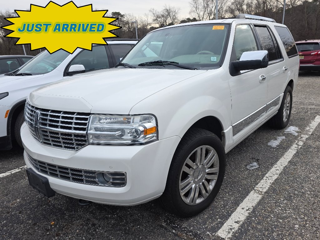 2014 Lincoln Navigator Base
