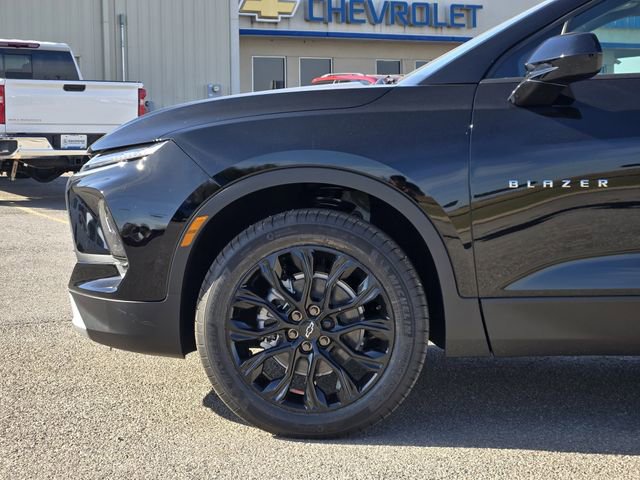 2026 Chevrolet Blazer 2LT photo 3