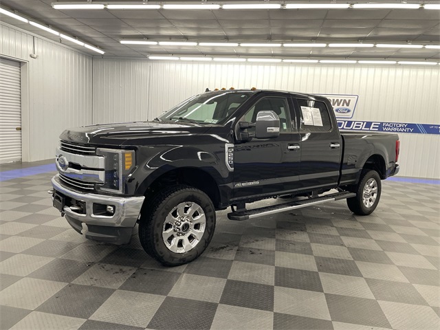 2019 Ford F-250 Super Duty Lariat's photo