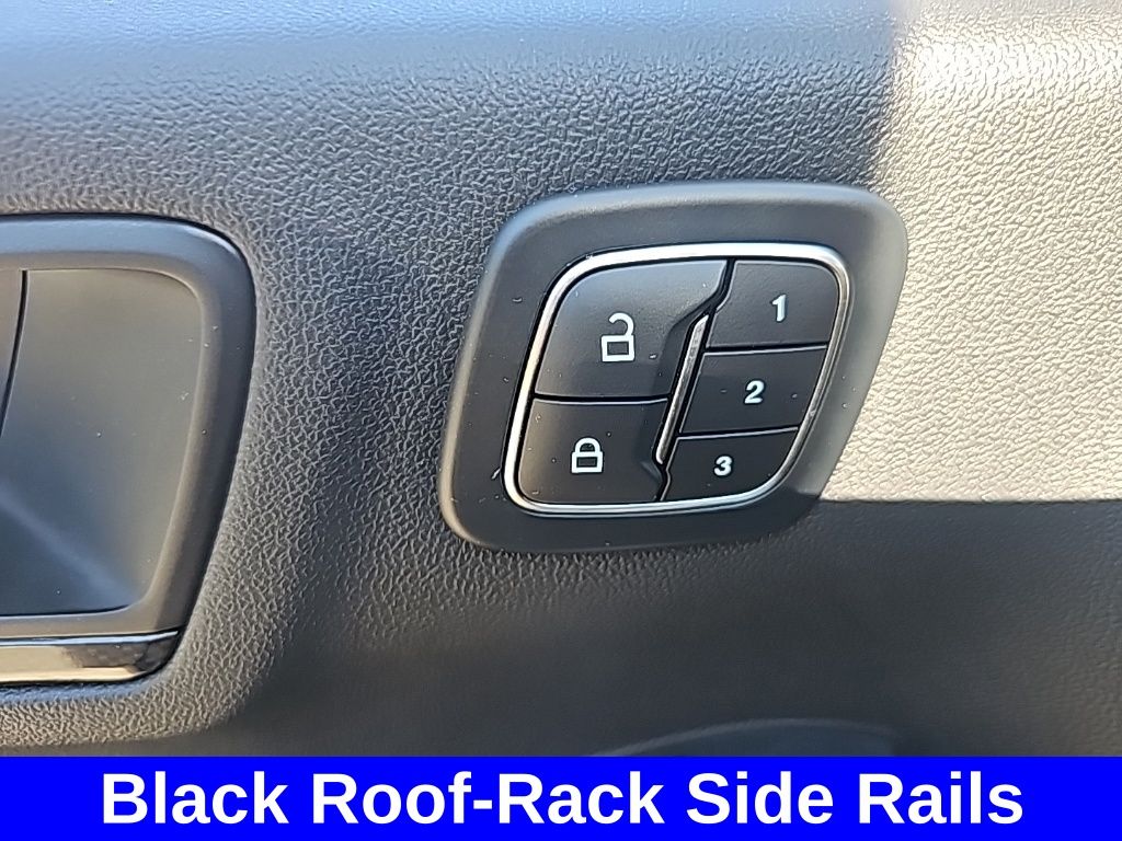 2025 Ford Escape ST-Line Select photo 18