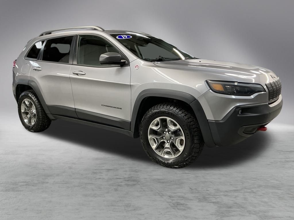 2019 Jeep Cherokee Trailhawk photo 4