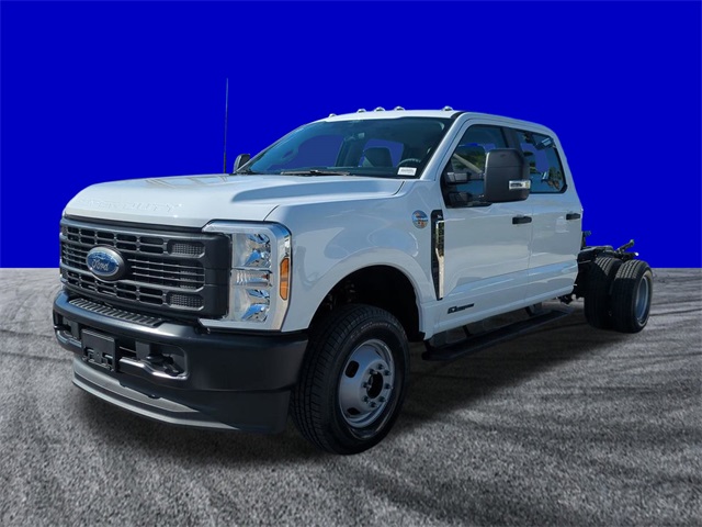 2026 Ford F-350 photo 7