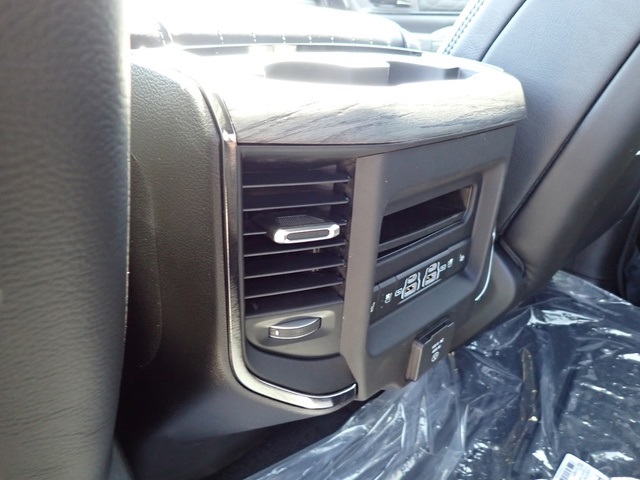 2025 Ram 1500 Limited photo 15