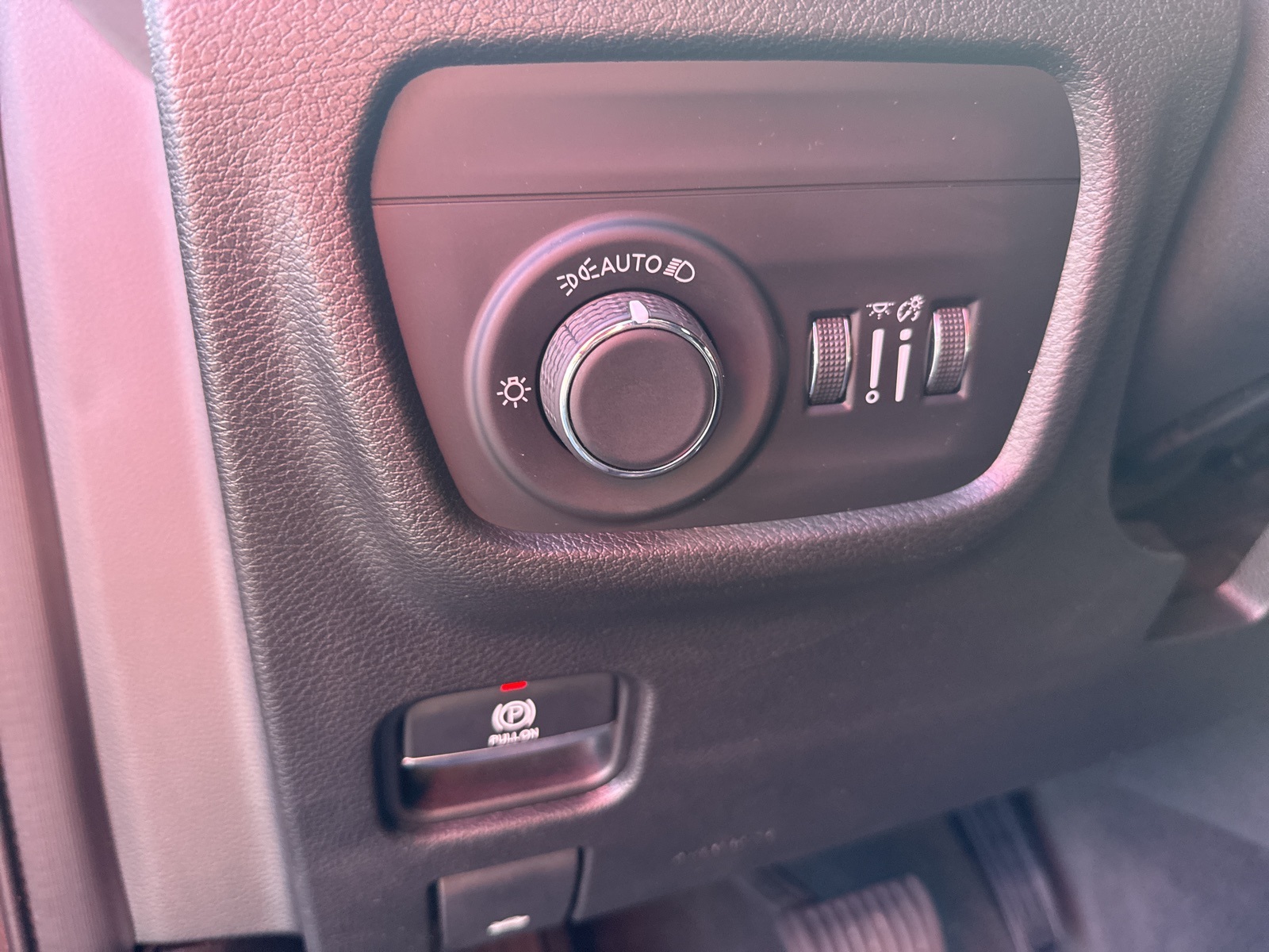 2022 Jeep Grand Cherokee Altitude photo 16