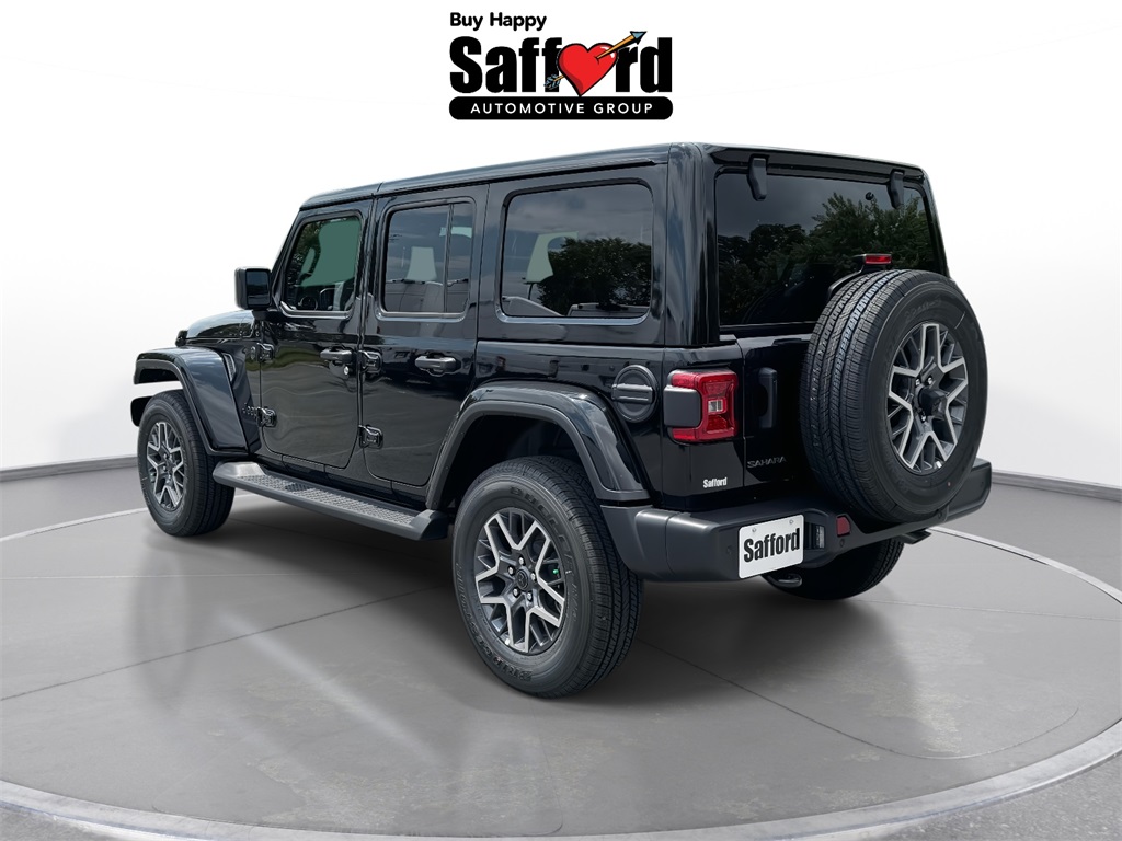 2025 Jeep Wrangler Sahara photo 5