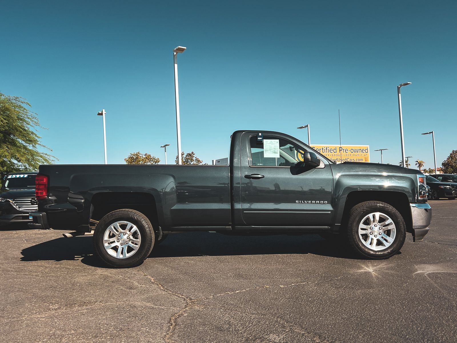 2018 Chevrolet Silverado 1500 LT photo 7