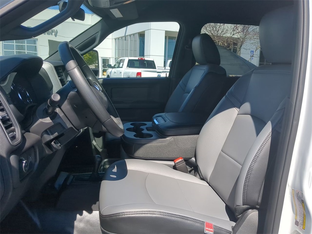 2024 Ram 3500 Tradesman photo 12