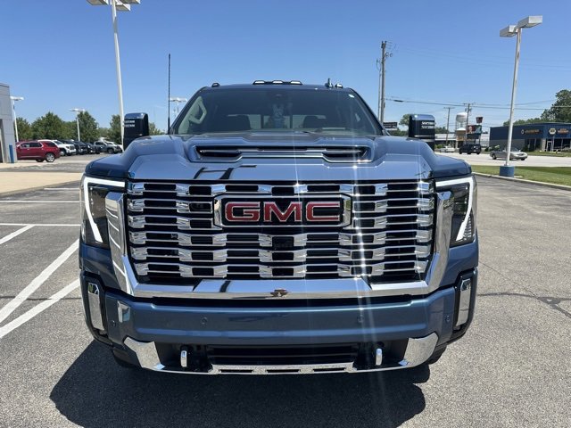 2025 Gmc Sierra 2500 HD Denali photo 3