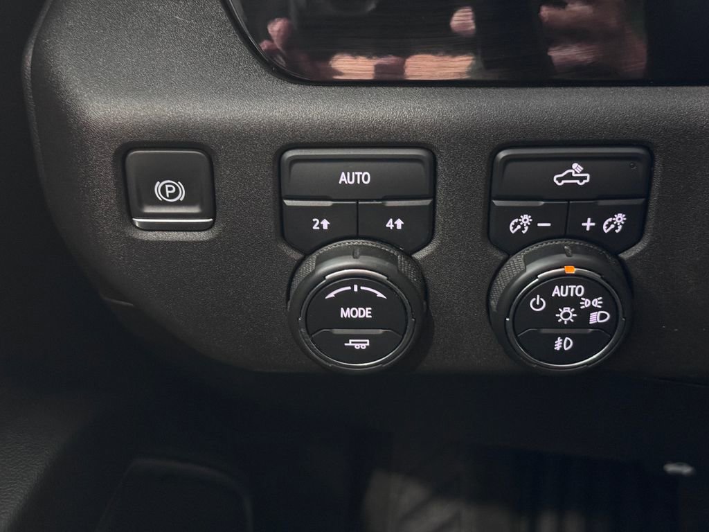 2022 Chevrolet Silverado 1500 RST photo 16