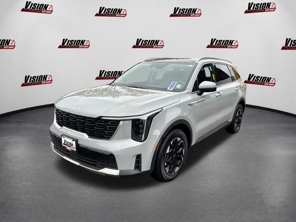 2025 Kia Sorento S's photo