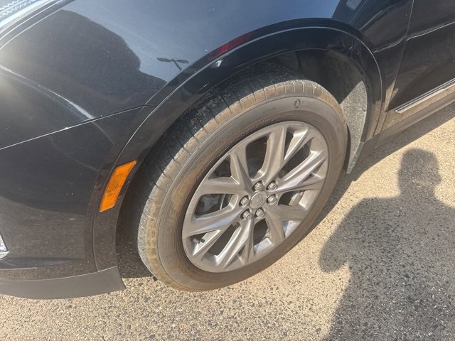Used 2021 Cadillac XT5 Sport with VIN 1GYKNGRS1MZ134258 for sale in Northfield, Minnesota
